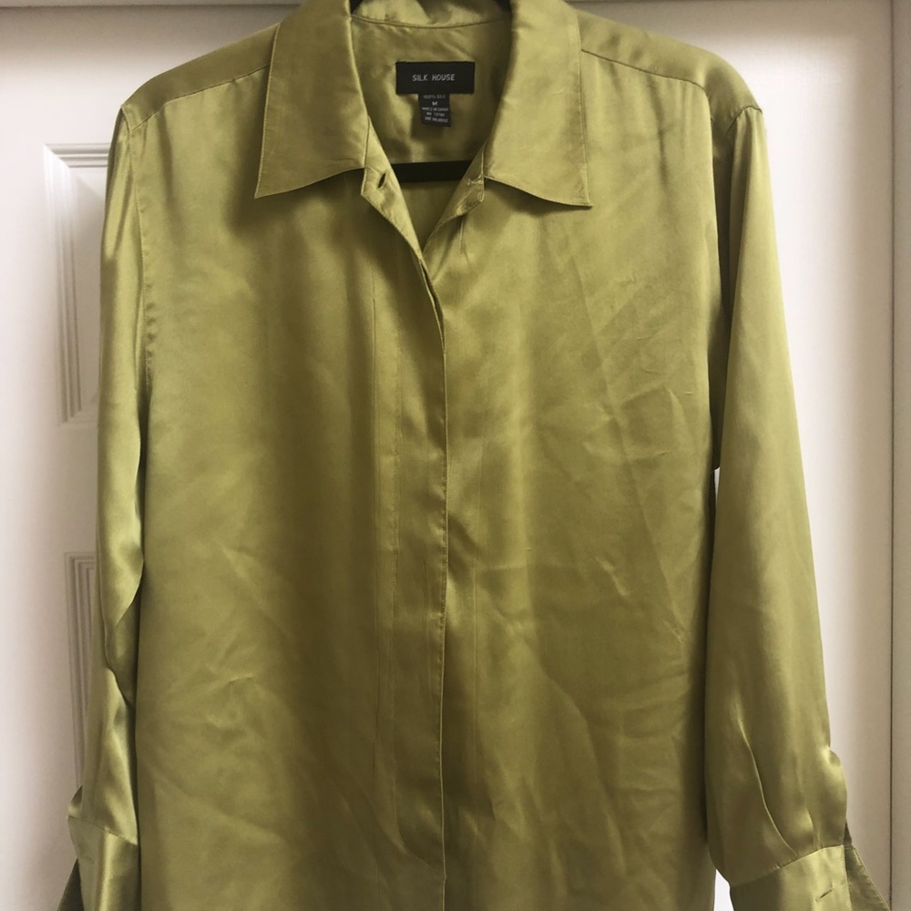 100% Silk Green Blouse